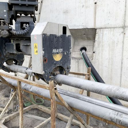 fraste frh drill-pipes--casing-handling-device ph5